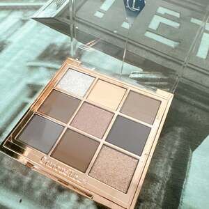 CHARLOTTE TILBURY SUPER NEUTRAL Eyeshadow Palette